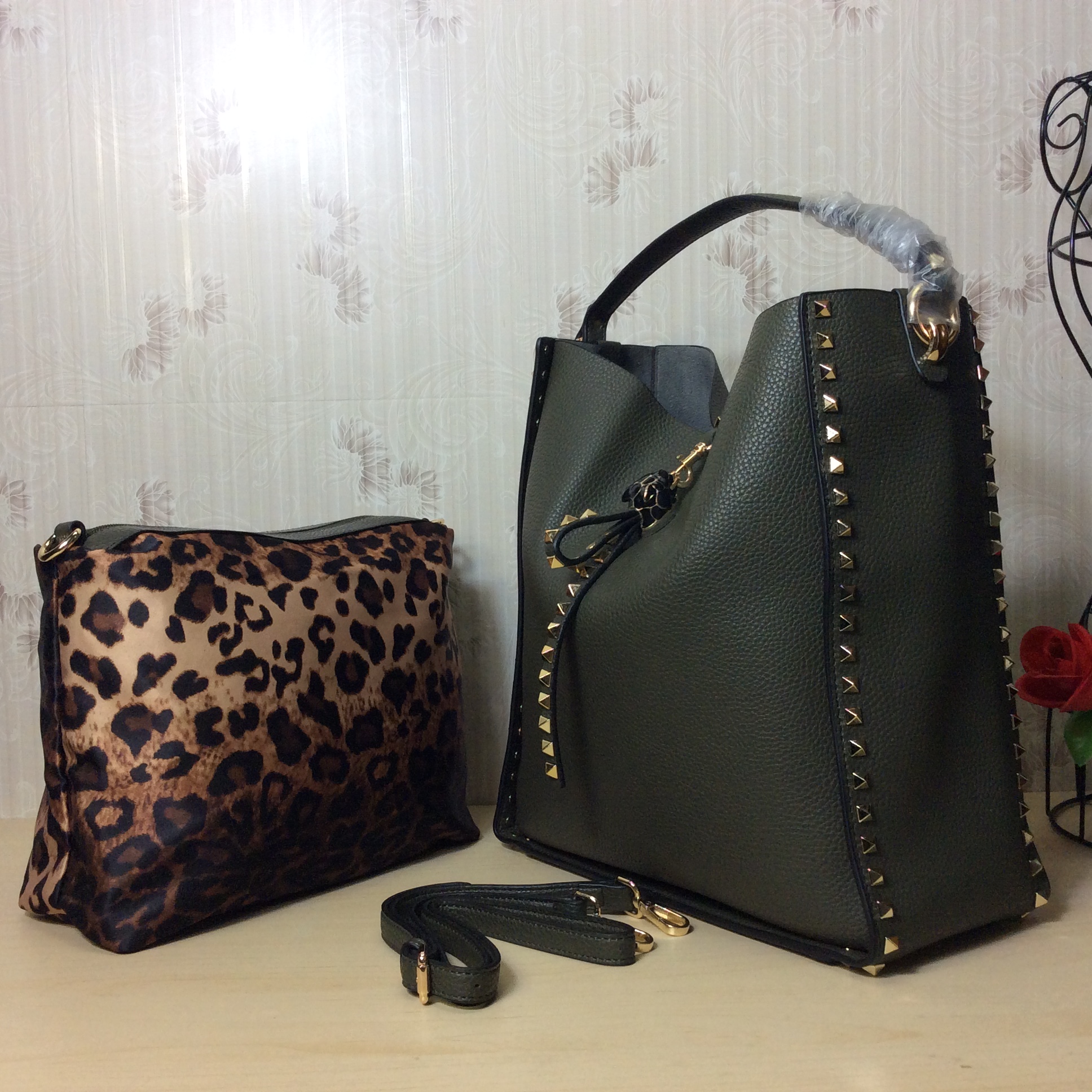9992 31x34x14  27x21x11绿色